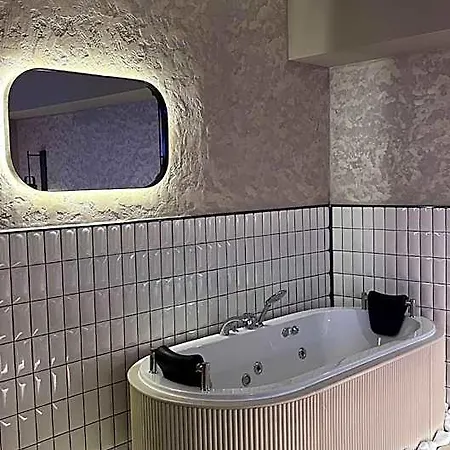 Avwan Cigli Hotel 4*