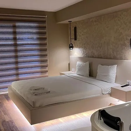 فندق Avwan Cigli 4*